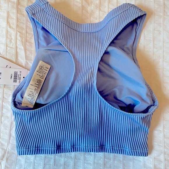 Hollister bikini top *NWT* - Picture 2 of 2